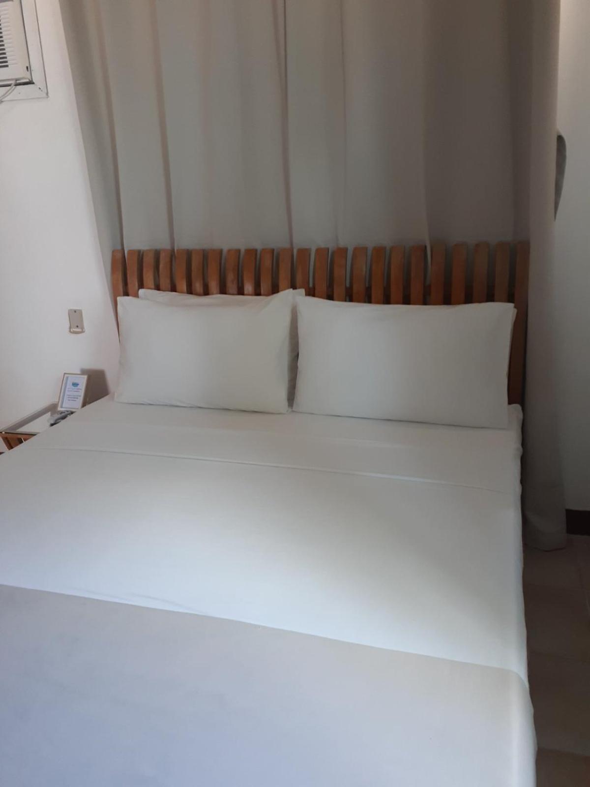 Bluewaves Beach House Balabag  Dış mekan fotoğraf