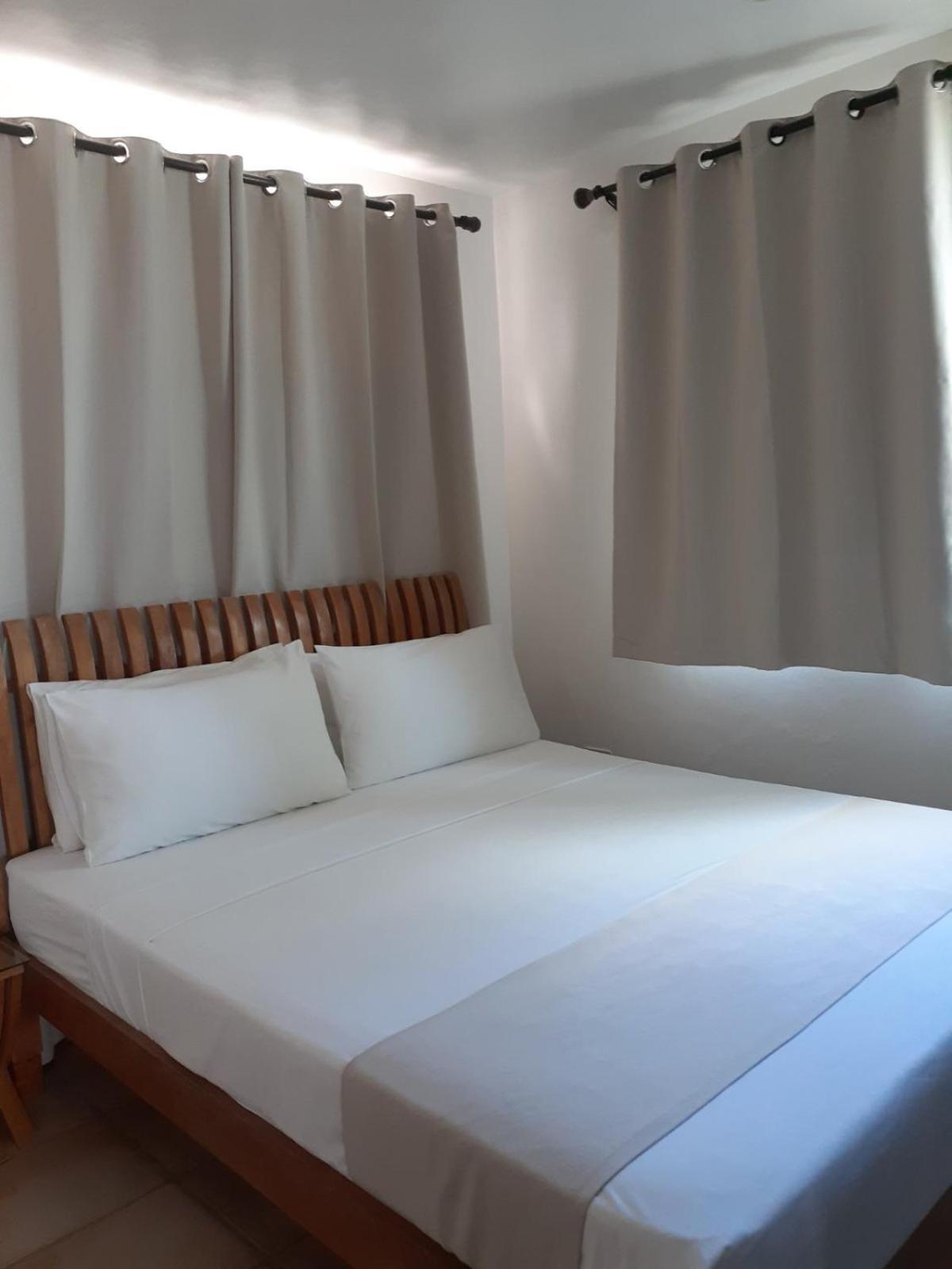 Bluewaves Beach House Balabag  Dış mekan fotoğraf