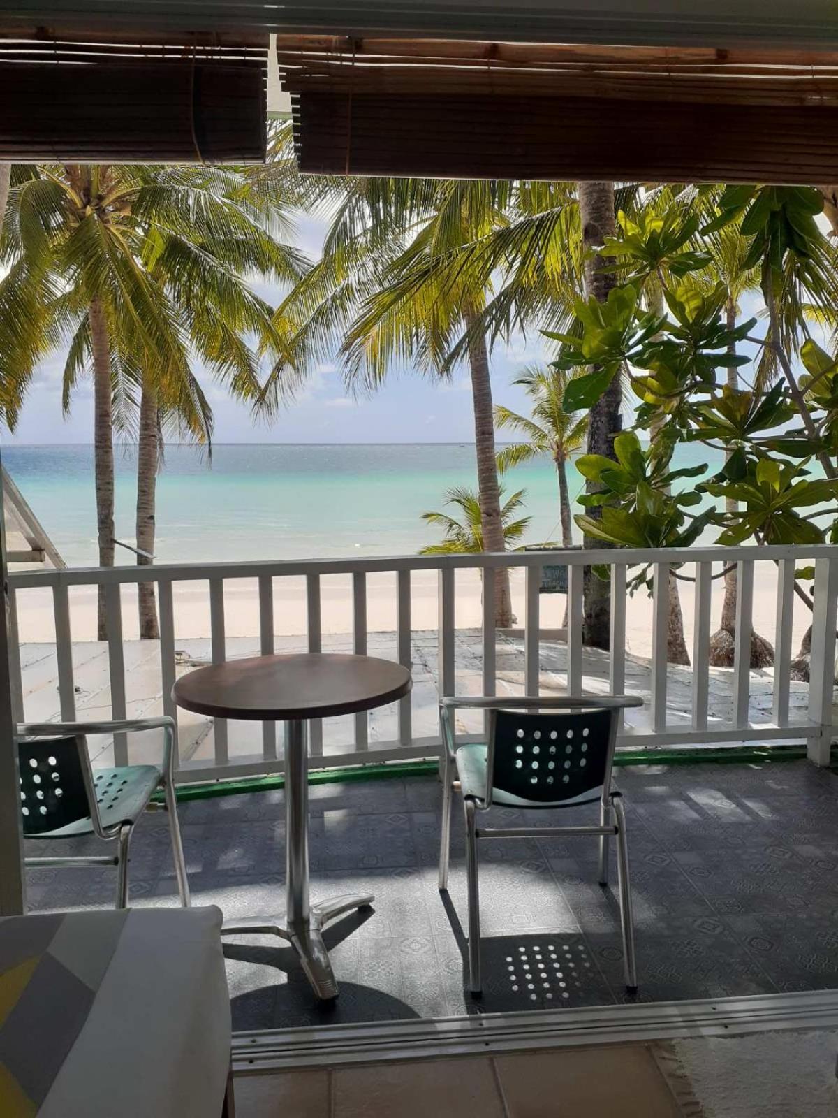 Bluewaves Beach House Balabag  Dış mekan fotoğraf