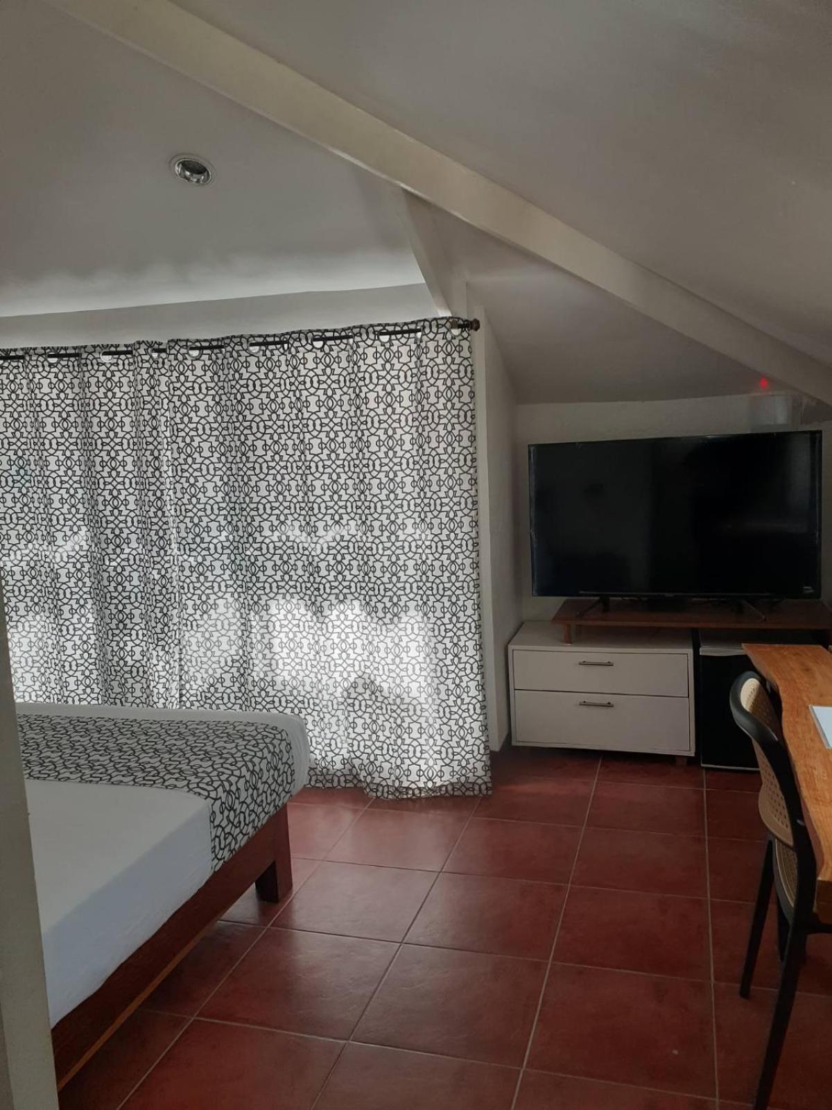 Bluewaves Beach House Balabag  Dış mekan fotoğraf