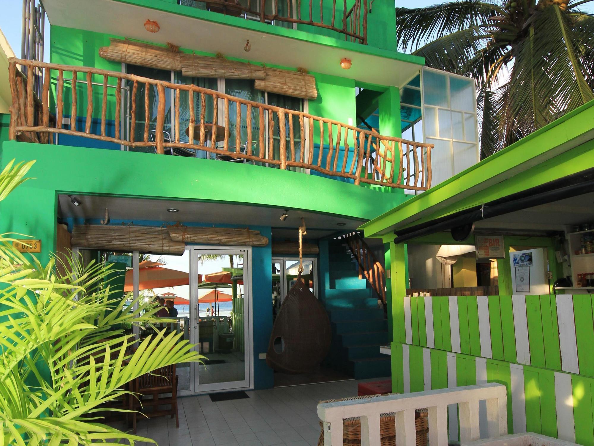 Bluewaves Beach House Balabag  Dış mekan fotoğraf