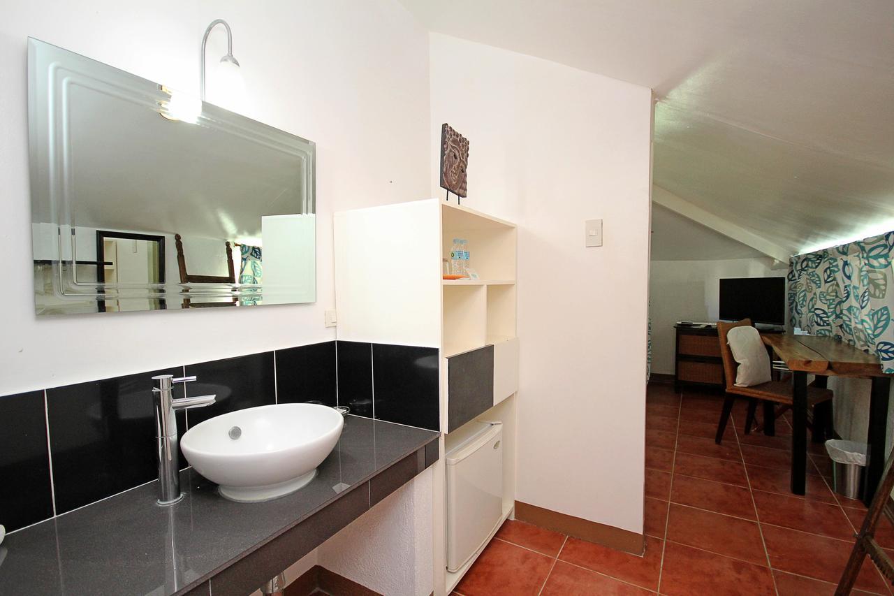 Bluewaves Beach House Balabag  Dış mekan fotoğraf